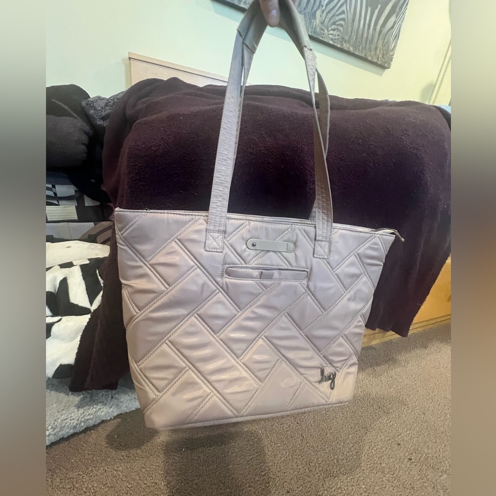 LUG Skyliner Tote Bag - Sand with animal wildlife lining